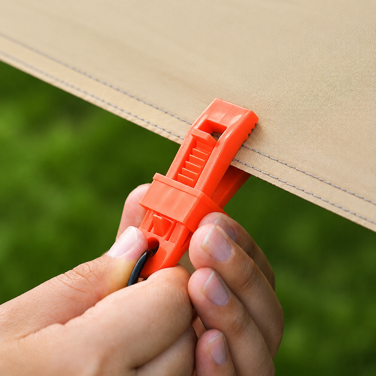 Adjustable Sliding Tent Fabric Clips - Image 3