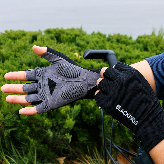 Breathable Half-Finger Cycling Gloves - Image 2