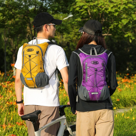 Lightweight Running & Cycling Backpack - Image 2